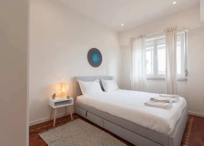 Flh Estefania Charming Flat Апартаменти